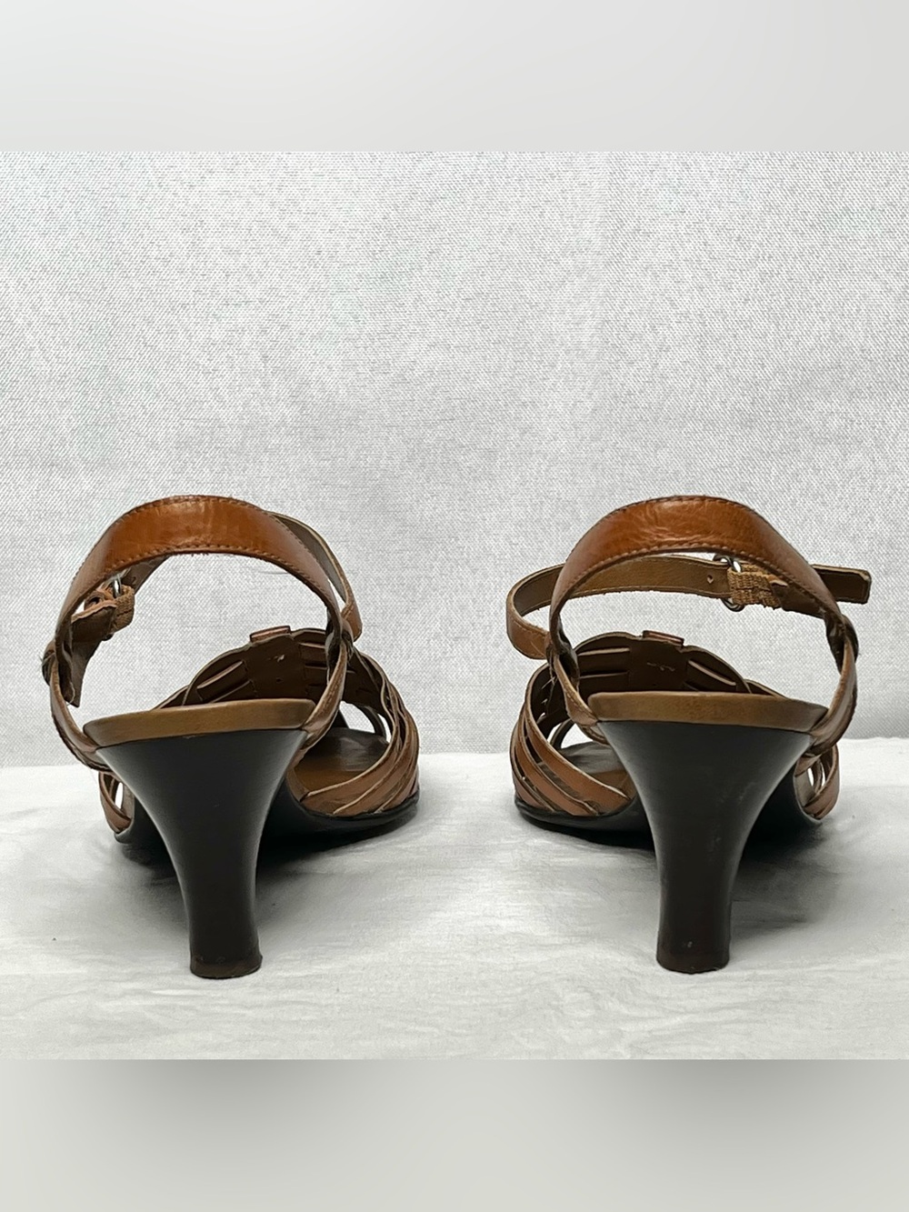 ✨ Naturalizer Leather Woven Huarache Kitten Heel Sandals Brown Size 8 - Picture 6 of 7